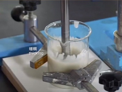 有機(jī)膨潤(rùn)土預(yù)凝膠 有機(jī)膨潤(rùn)土預(yù)凝膠